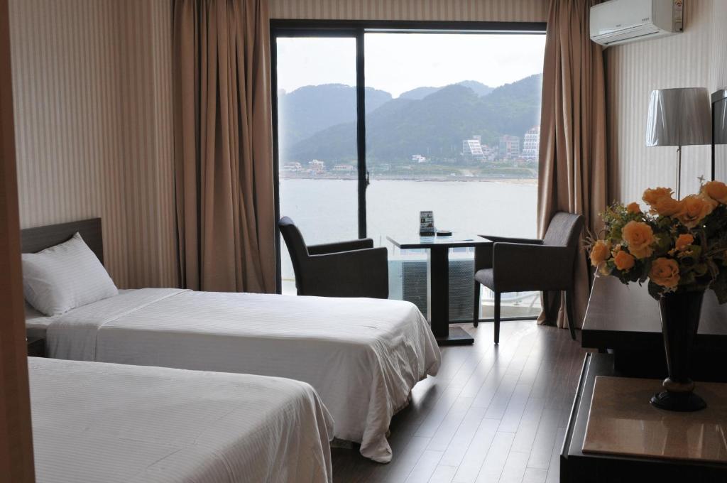 Songjung Hotel Busan Exterior photo